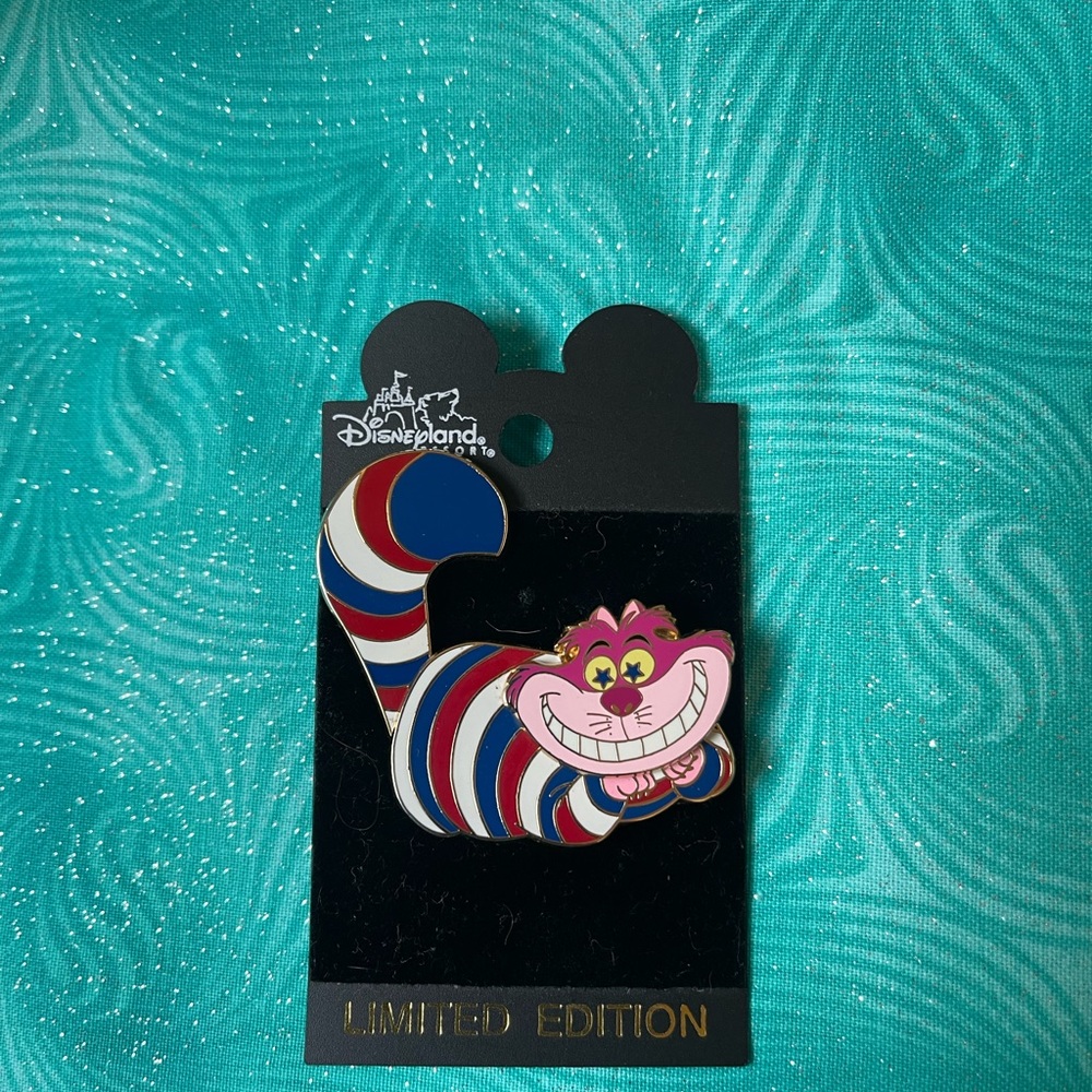 Cheshire cat Disney pin